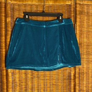 Urban outfitters velvet  skort, size medium!
